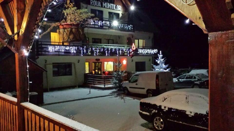 Sîmbăta de Sus 彭西尼亚罗纳蒙缇洛旅馆酒店 外观 照片