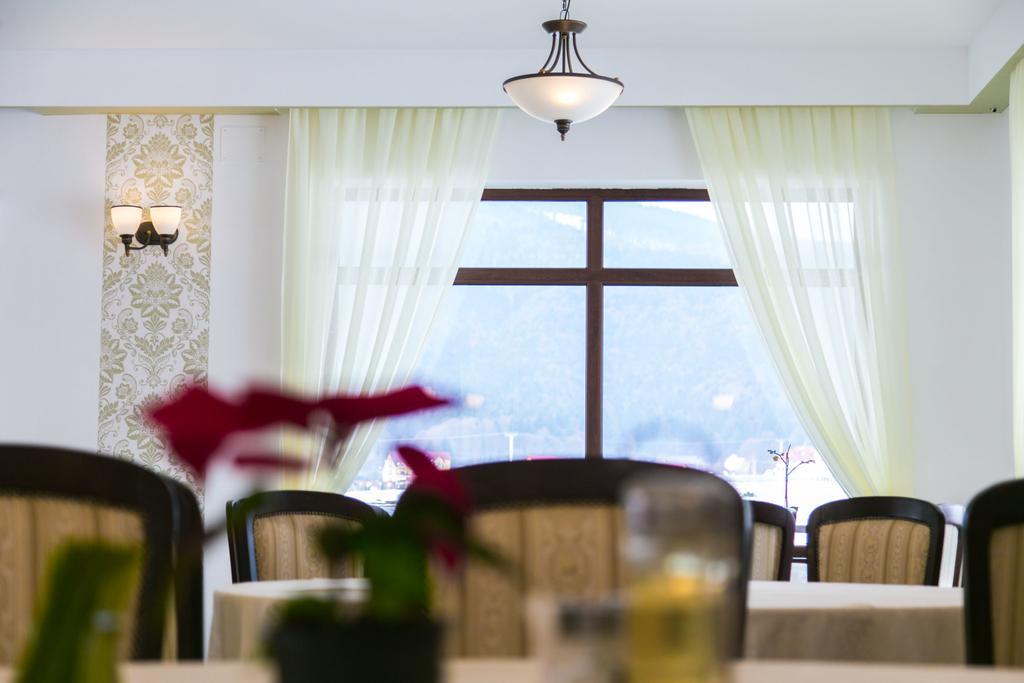 Sîmbăta de Sus 彭西尼亚罗纳蒙缇洛旅馆酒店 外观 照片