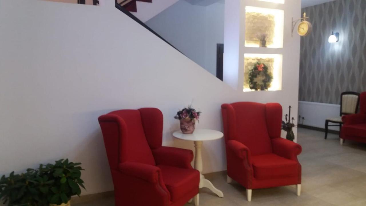 Sîmbăta de Sus 彭西尼亚罗纳蒙缇洛旅馆酒店 外观 照片